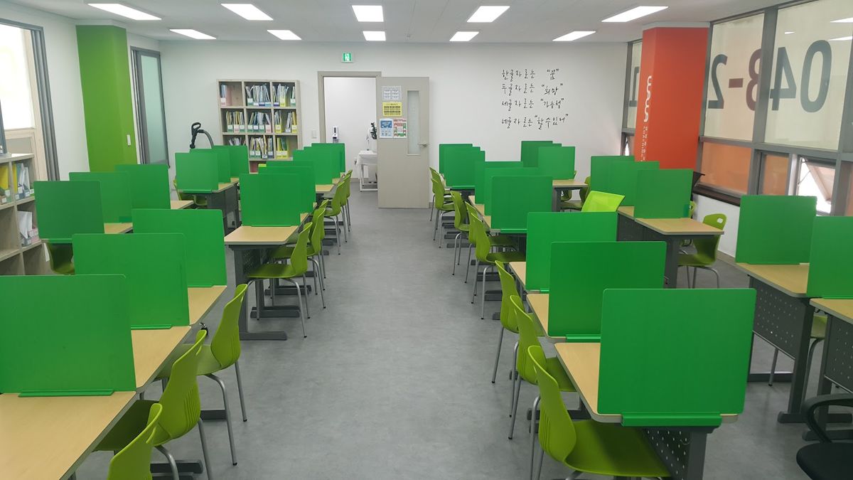 오름클래스 세광고 학원 내부